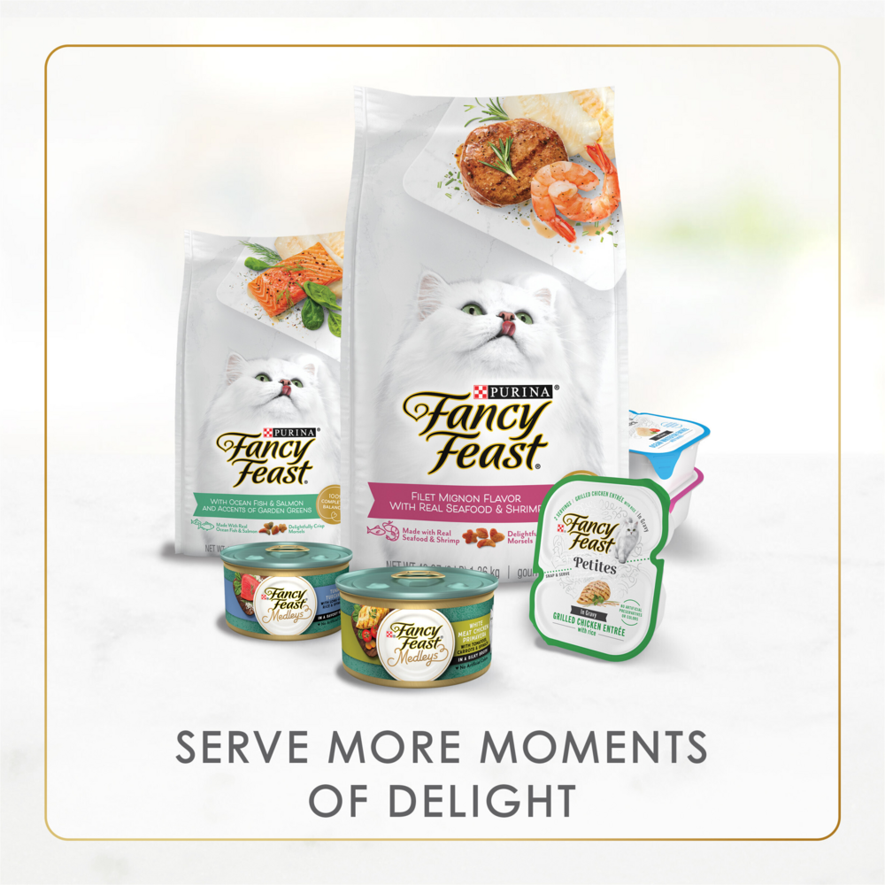 Fancy Feast Sliced Chicken Heart and Liver Wet Cat Food